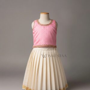 iks00206 – traditional skirt & top