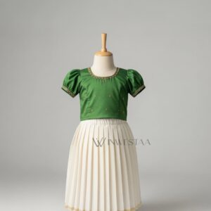 iks00205 – traditional skirt & top